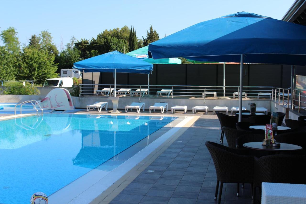 סבודרייה Resort Zatisje מראה חיצוני תמונה