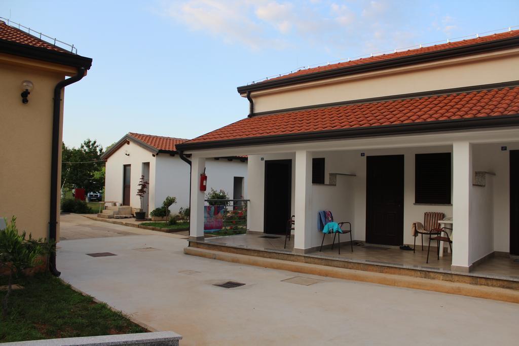סבודרייה Resort Zatisje מראה חיצוני תמונה
